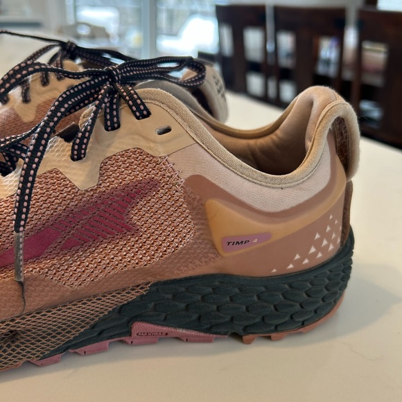 Women’s Altra Timp 4 trail running shoes 8.5 - Picture 8 of 15